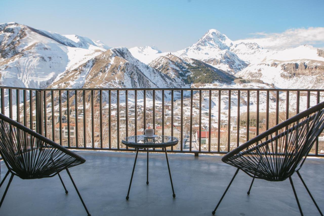 Intourist Kazbegi Otel Dış mekan fotoğraf